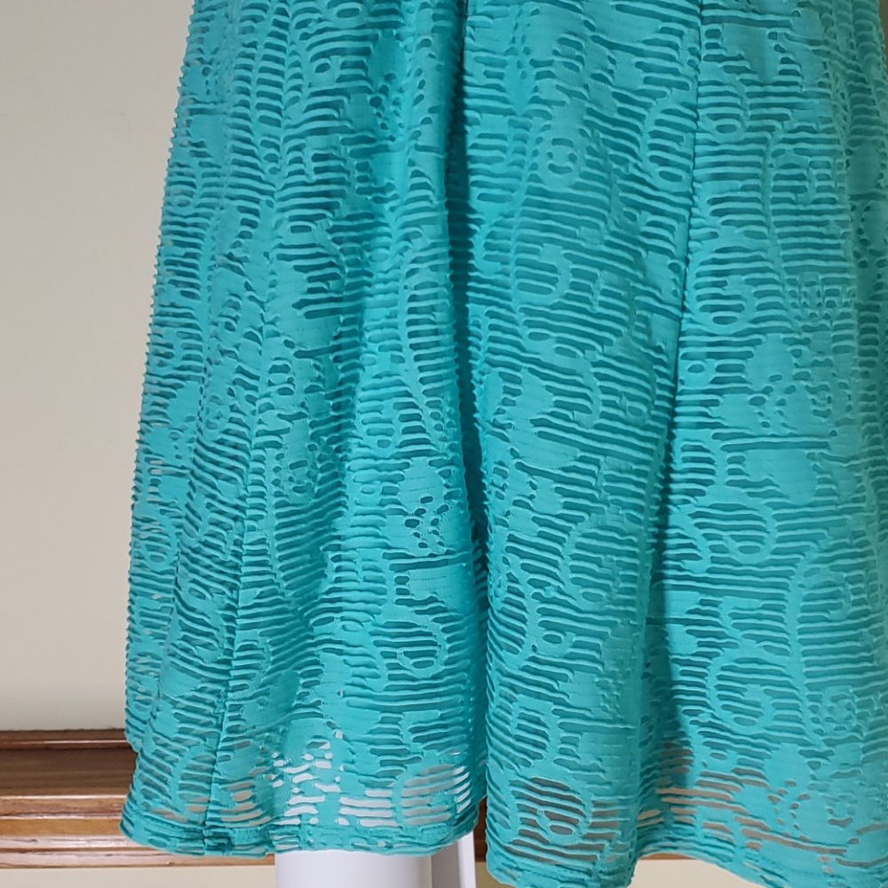 Studio one Dress - Picture 6 of 8
